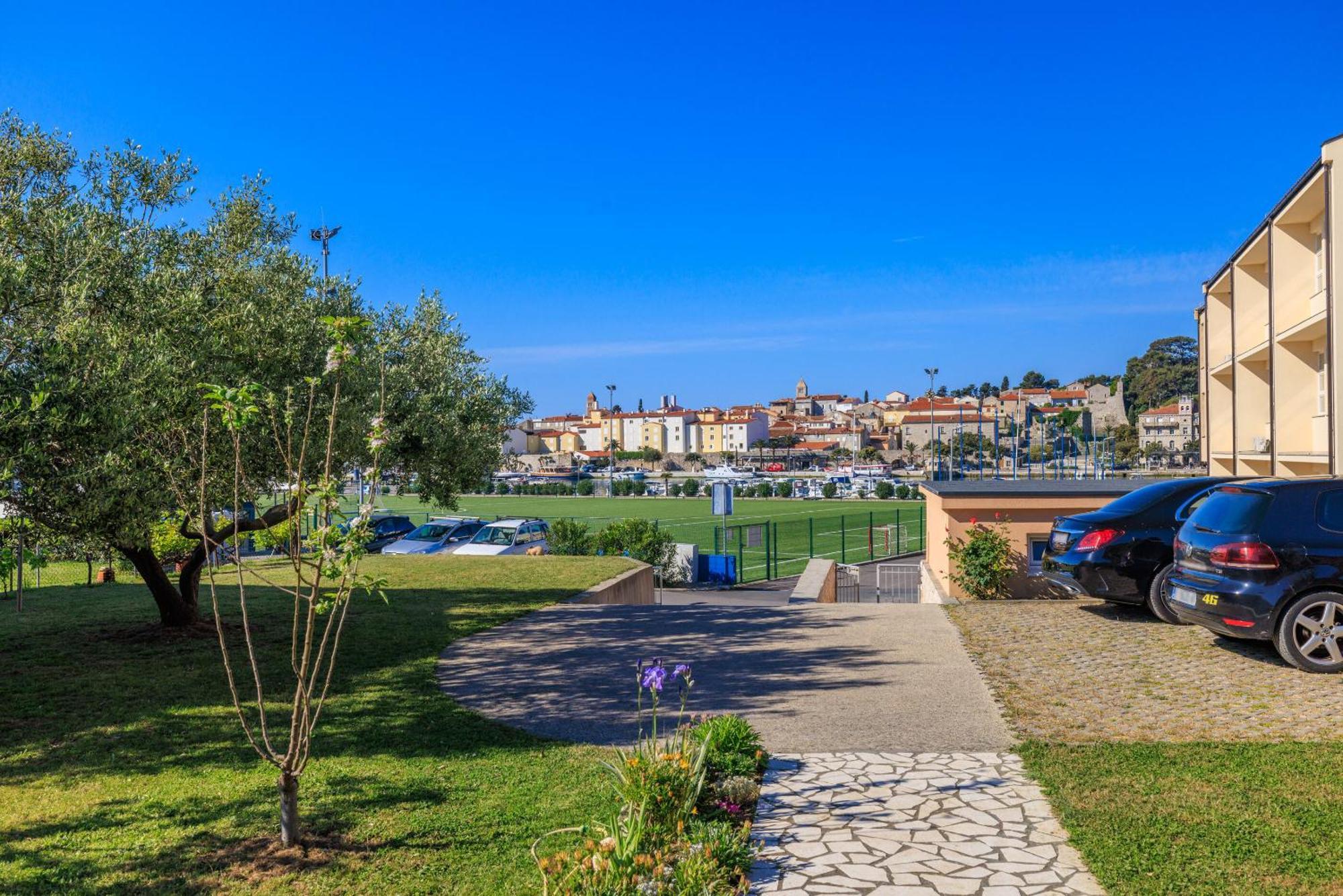 Apartment Zdravka Banjol Екстериор снимка